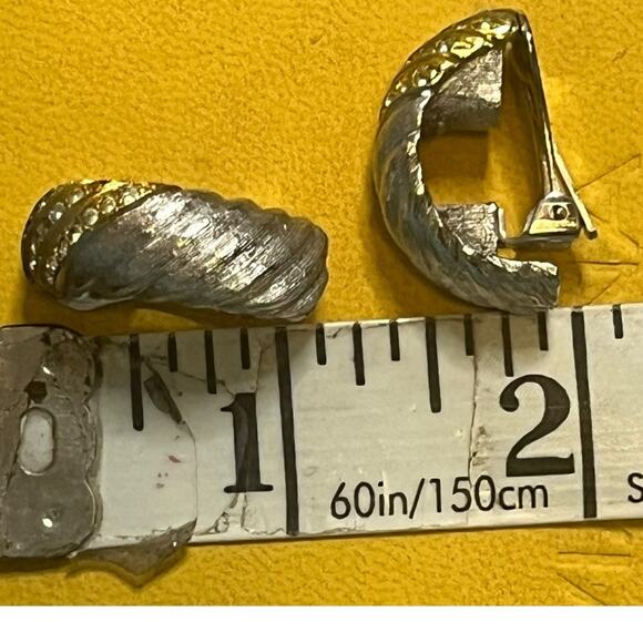 Christian Dior Silver tone Gold Tone Crystal Pave Clip on Earrings - Picture 4 of 10